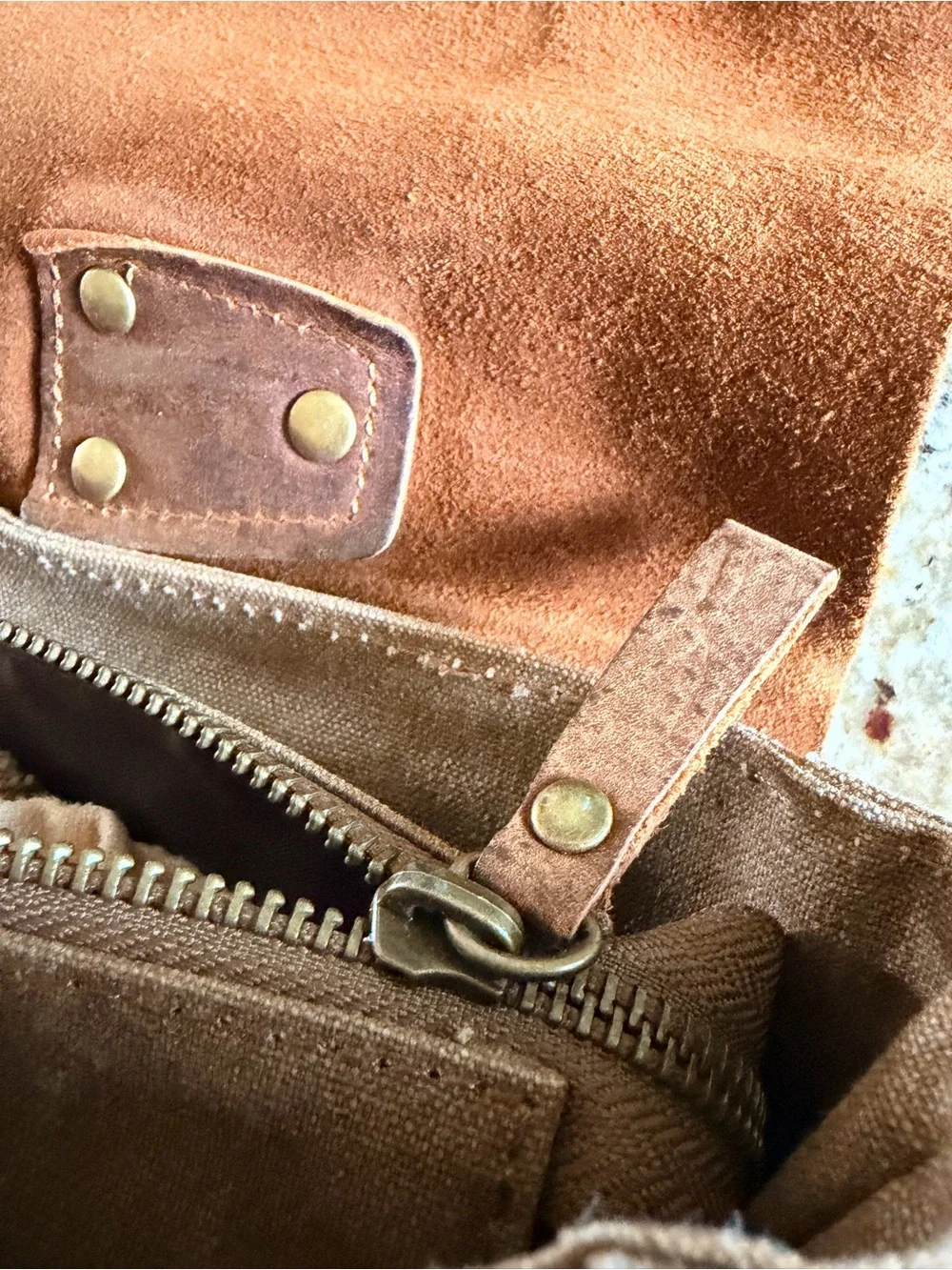 Wilsons Leather Vintage Canvas Laptop Messenger Bag Briefcase Satchel Brown
